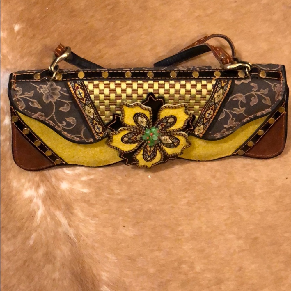 Unique Mary Frances bag! Perfect for fall!